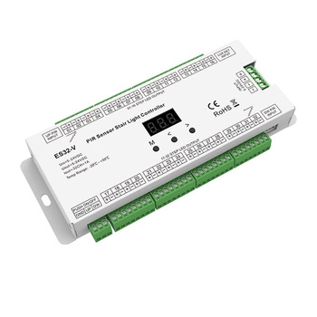 Sterownik LED kaskadowego oświetlenia schodów i korytarzy w komplecie z  2 czujnikami ruchu