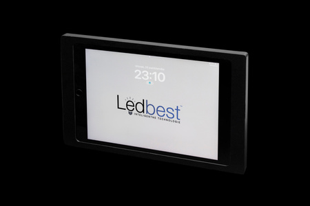 Ramka natynkowa do tabletu UNIFRAME czarny mat