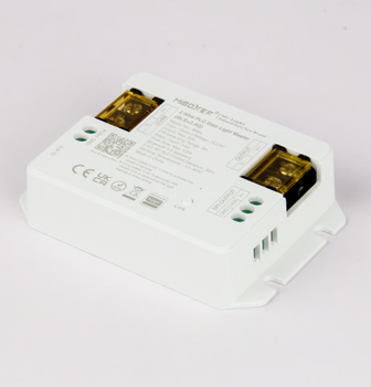 BS64 to programowalny kontroler schodowy (PLC) w komplecie z 2 czujnikami. TUYA, BLE , RF 2,4Hz